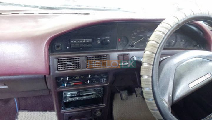 Corolla XE Saloon Rs405,000