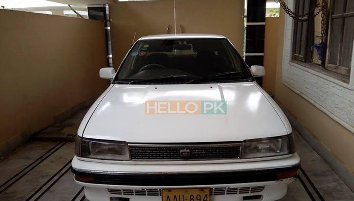 Corolla XE Saloon Rs405,000
