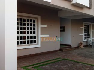 Flat in small complex in Clifton , Karachi