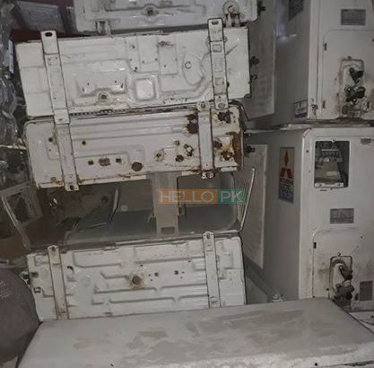 We ( purchase ) old screap.kharab AC hame dain wo bhi fori cash