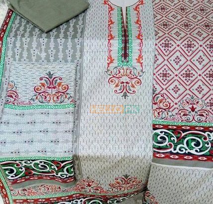 Most demanding Alkaram kasturi lawn 3 PC’s printed suits,