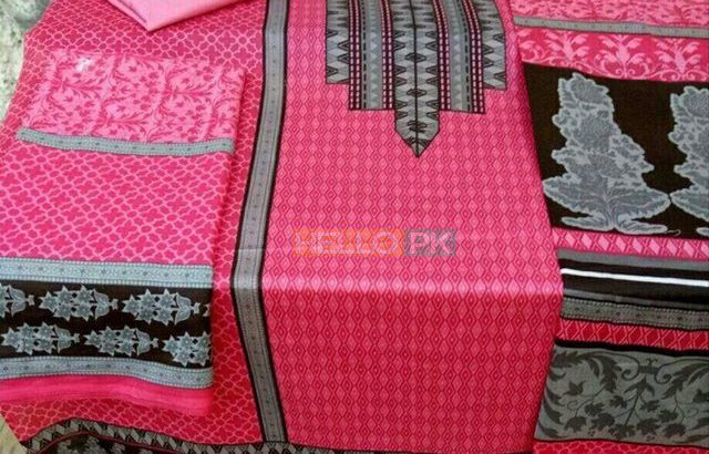 Most demanding Alkaram kasturi lawn 3 PC’s printed suits,