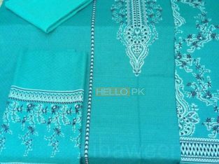 Most demanding Alkaram kasturi lawn 3 PC’s printed suits,