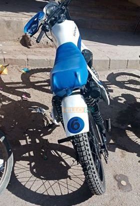 Dt Trail for sale or exchange Full size , Karachi