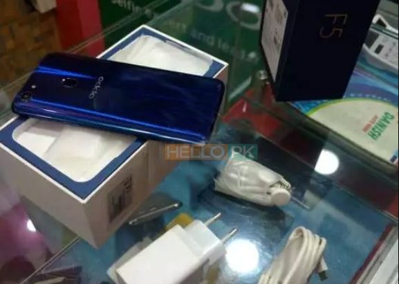 Oppo F5 special edition New box pack Full wareenty