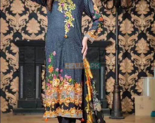 Beauty full Embroidered Lawn 3 Piece Suit Collections 2018 Pack of 10 on wholesale price