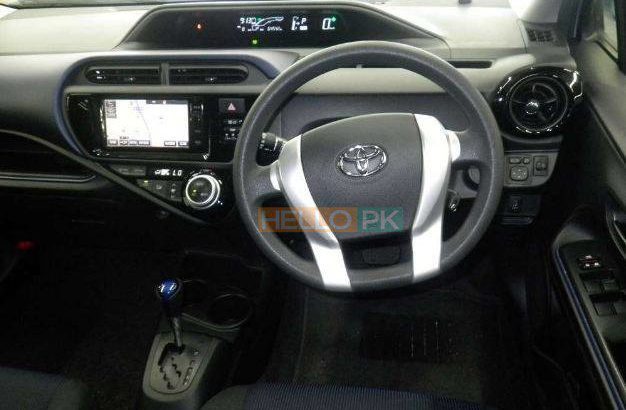 Toyota Aqua 2015 ,Key start,ABS,PW,PS,64542 KM,Grade 4,Arrival At Karachi Port