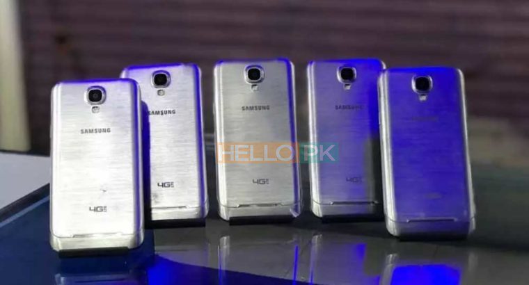 Samsung Activ Se W750V OS WINDOW,Display 5inch | CAM 13Mg | RAM2GB | ROM16 | Rs 7,500