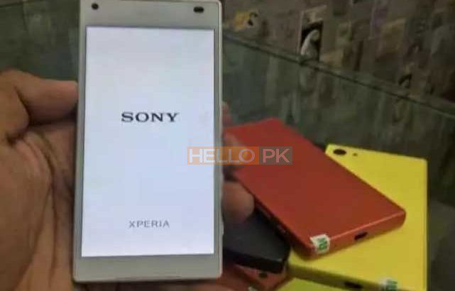 Sony Xperia Z3 3gb 32gb and Z3 compact.NEW STOCK.CASH ON DELIVRY ALL OVER PAKISTAN