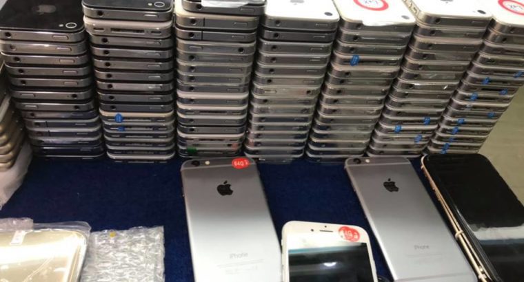 Loot Sale.Iphone 4 – 8gb only Rs 3750.Iphone 4s -16gb only Rs 4850.100% original