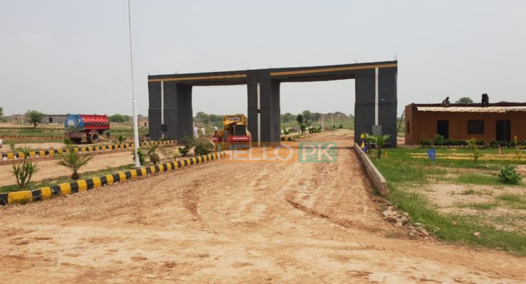 Farm houses for sale in net and 4 year installments plan.chakri interchange.20 minutes drive from Islamabad