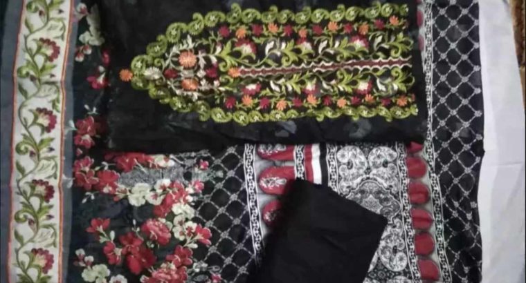Super Quality Lawn suit Different Price brand and replica suit