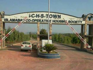 ICHS ! 5,10 marla plots on easy installment & cash near CPAK & new isb airport.
