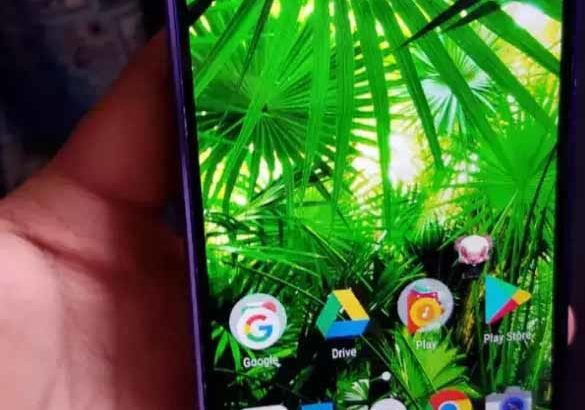 Sharp Aquos Zeta 5.5 Inch Edge to edge Display Model no. SH-03g and sh-01H.100% Original Stock