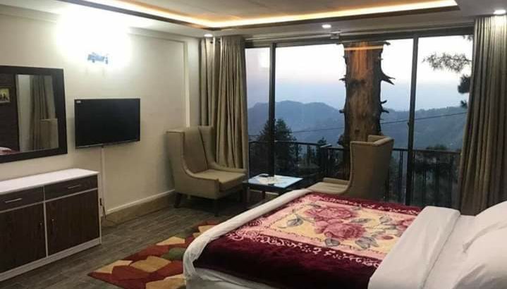 Royall Tours & travel Offers Honey Moon Packages.Group Tours.Corporate Tours & Family Trips