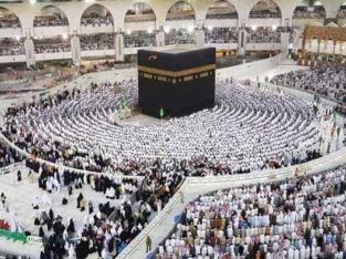 Ap UMRAH karen Sahulat se.Q K Hum UMRAH Bechte nhi karwate hen