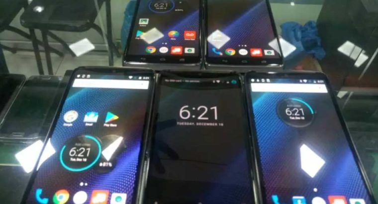 3gb 32gb Motorola Turbo Nylon 4000mah battery.PTA Approved