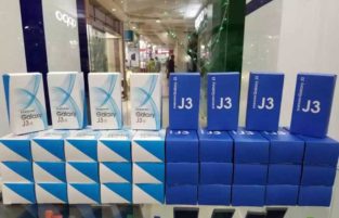 Samsung J3 2017 With Local Box Charger.Wholesale Rate
