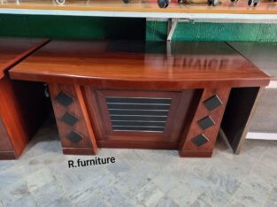 EXECUTIVE OFFICE TABLES