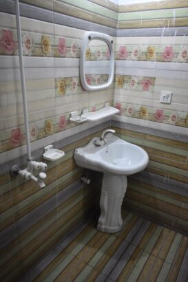 The Luxury Girls Hostel In Lahore