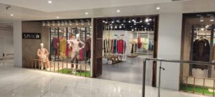 Rented corner shop on sale on installment at Mezzanine floor (above ground)