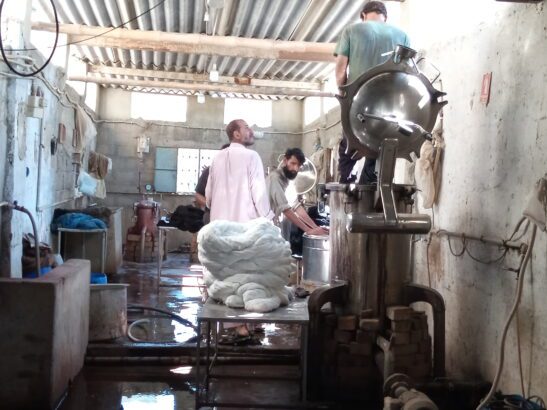 Factory portion Rent par Moojood hai
