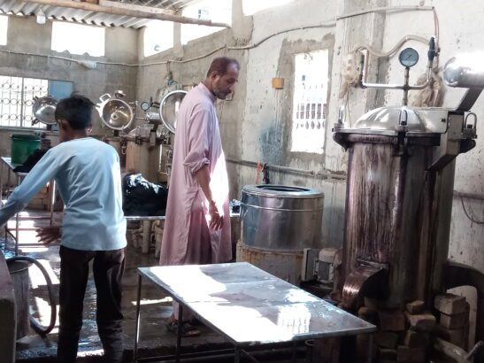Factory portion Rent par Moojood hai