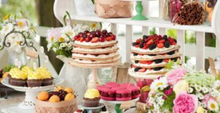 Customize Cake in Lahore