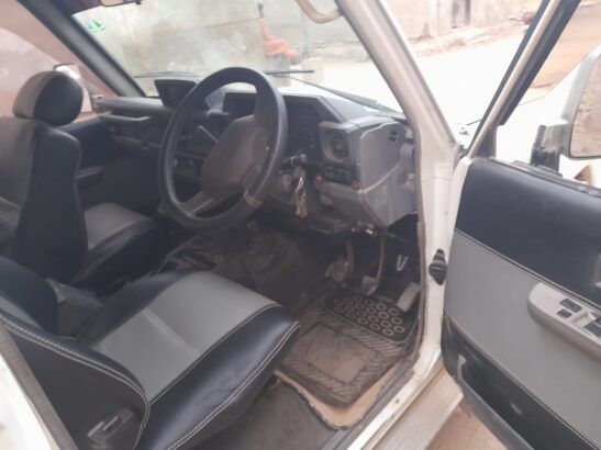 TOYOTA LAND CRUISER PRADO 1990 MODEL