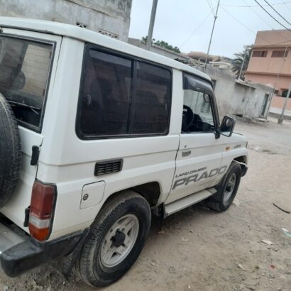 TOYOTA LAND CRUISER PRADO 1990 MODEL