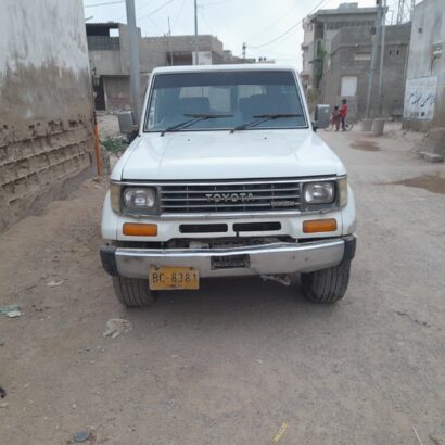 TOYOTA LAND CRUISER PRADO 1990 MODEL