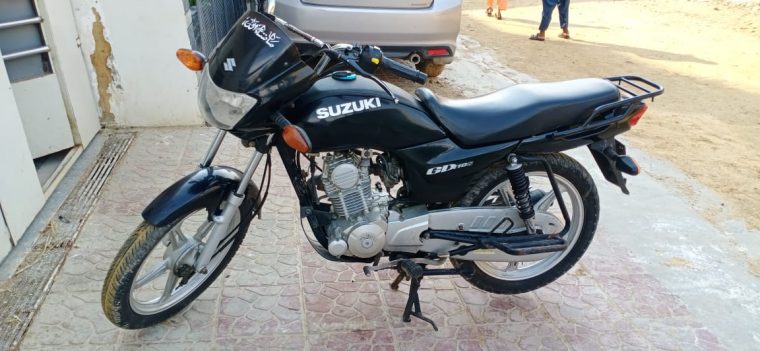 Suzuki GS 110s