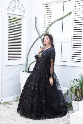 Pakistani ideal Maxi Dresses online Shopping at Cezanne