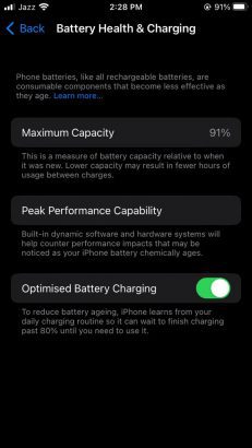 Iphone SE 2020 (64GB) PTA Approved