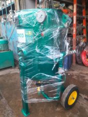 Sand Blasting Machine