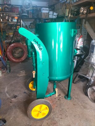 Sand Blasting Machine