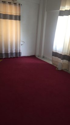 5 Rooms Flat for rent
