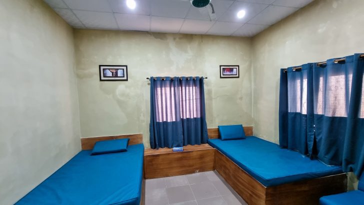 Karachi Beach Hut 40% OFF on WEEKDAYS | A-67 Turtle Beach