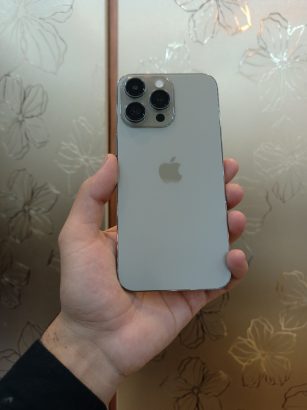 Latest iPhone Models Available at Main Mobile By Atif Lahore