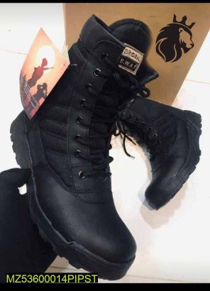 Army boots Free on delivery