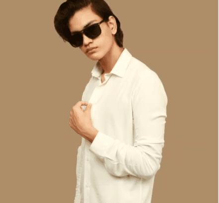 Buy Causal shirts for men in Pakistan with discounted price .