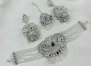 Zircon stones bridal choker set