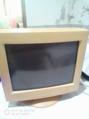 PC crt monitor