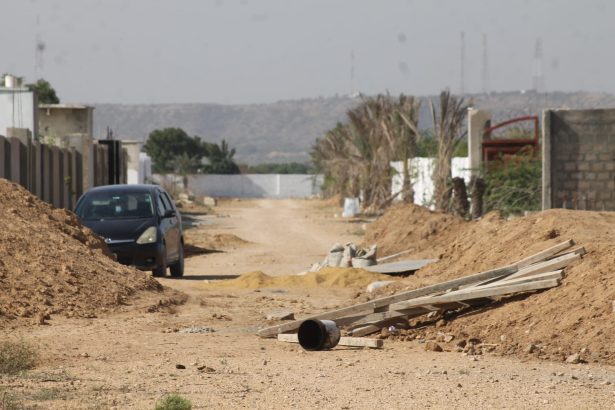 LAND : Plots on installments for Sale before Bahria Town KHI