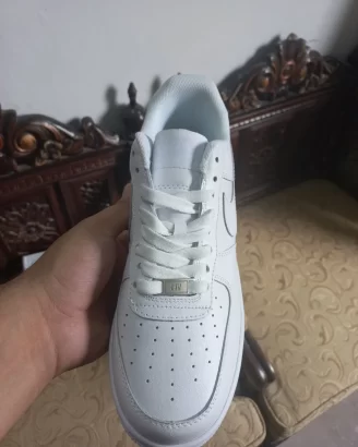 Nike Air Force 1 Low ’07 Triple White
