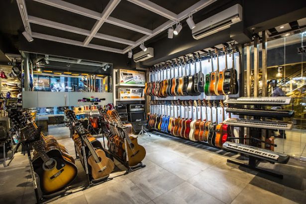 HI VOLTS GUITAR SHOP MUSIC CLASSES AND REPAIRS
