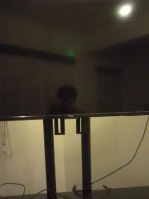 TCL led screen 44 inch