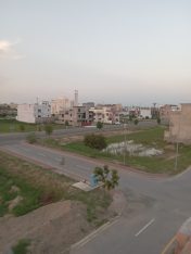 10 MARLA PLOT FOR SALE IN NEW METRO CITY KHARIAN .