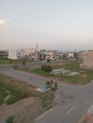 10 MARLA PLOT FOR SALE IN NEW METRO CITY KHARIAN .
