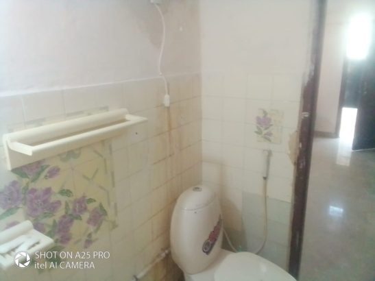 Room available on rent for ladies in Clifton Block 2 Karachi